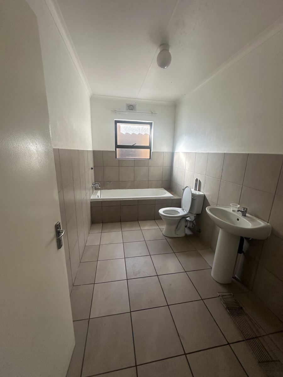 3 Bedroom Property for Sale in Albertsdal Gauteng