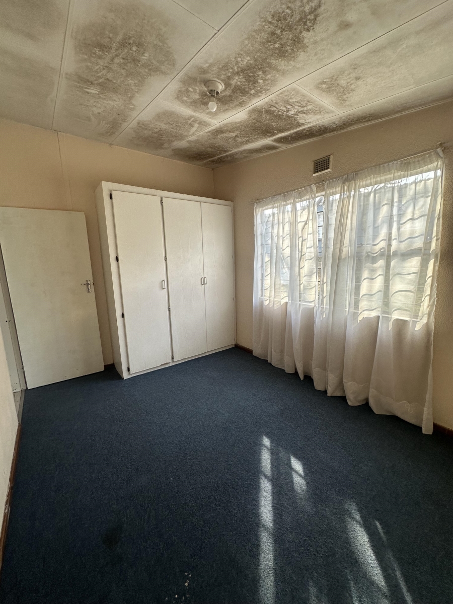 To Let 3 Bedroom Property for Rent in Naturena Gauteng