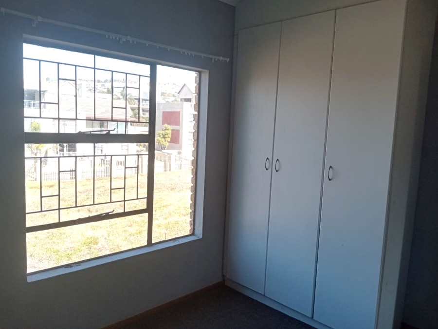 To Let 2 Bedroom Property for Rent in Sugar Bush Estate Gauteng