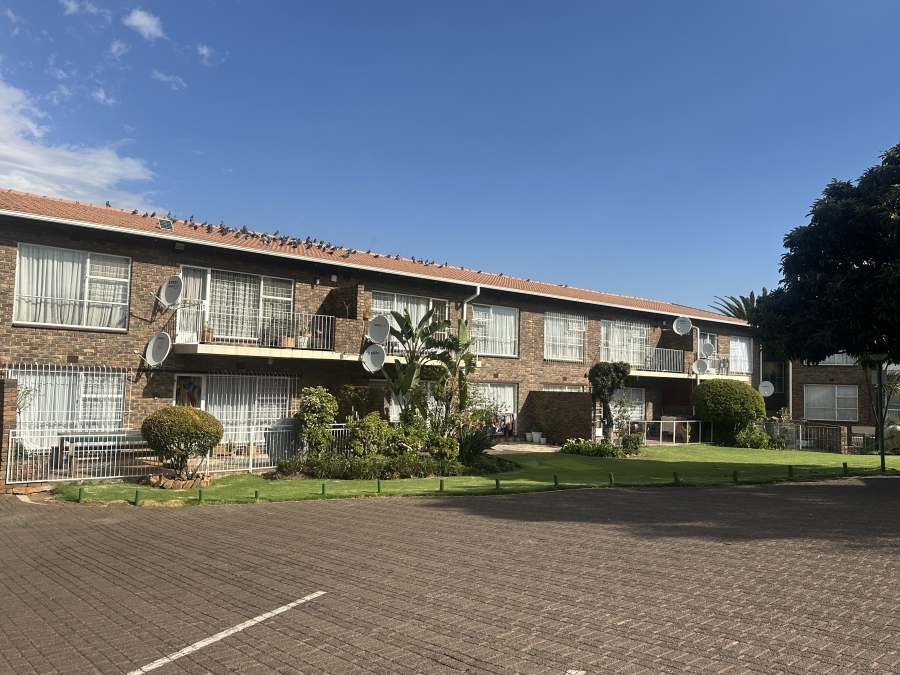 2 Bedroom Property for Sale in Horison Gauteng