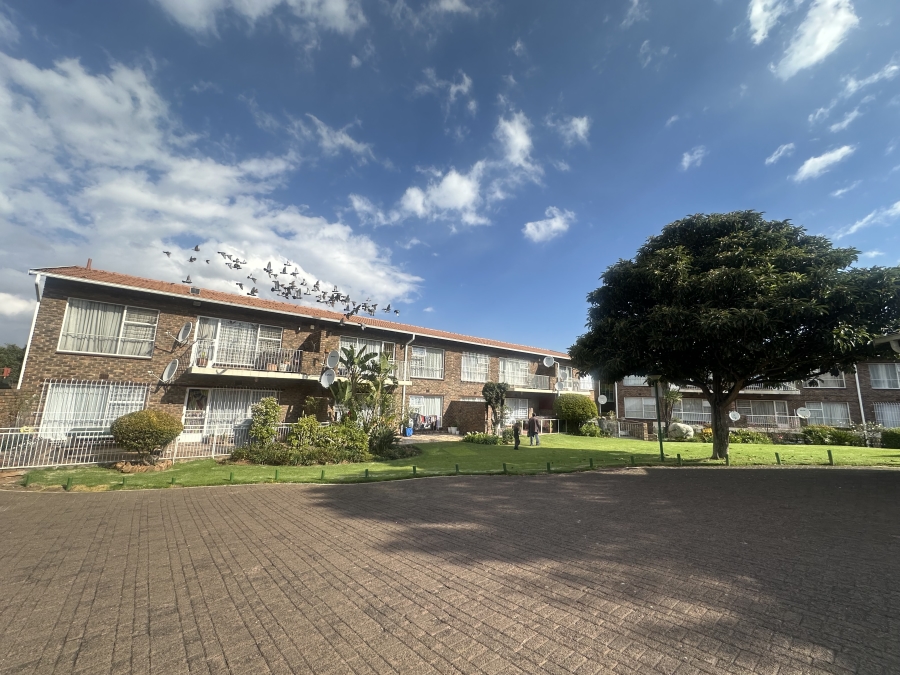 2 Bedroom Property for Sale in Horison Gauteng