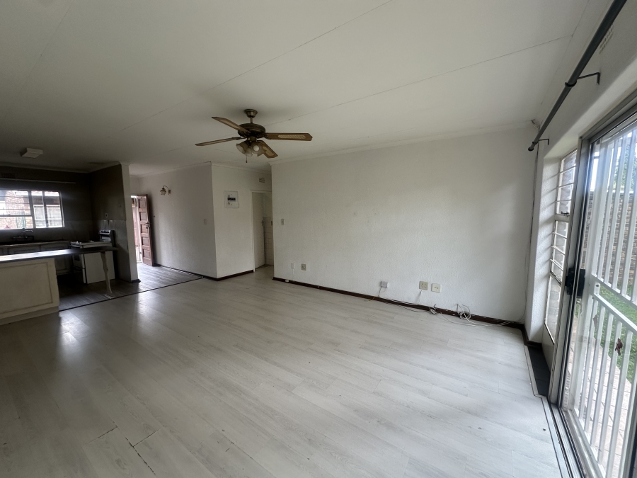 2 Bedroom Property for Sale in Horison Gauteng