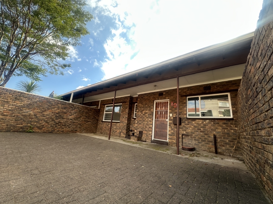 To Let 2 Bedroom Property for Rent in Horison Gauteng