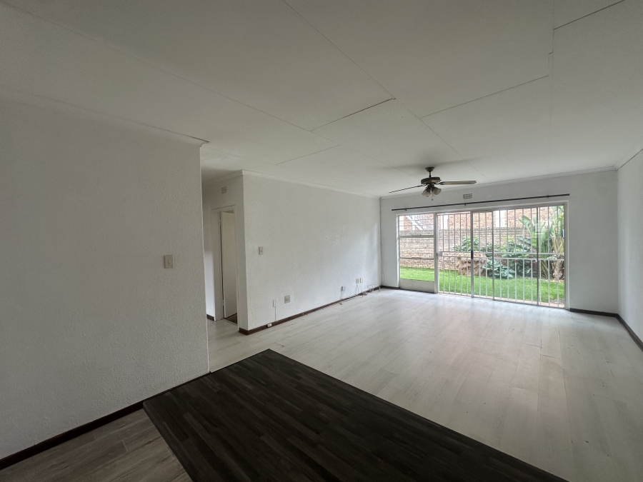 To Let 2 Bedroom Property for Rent in Horison Gauteng