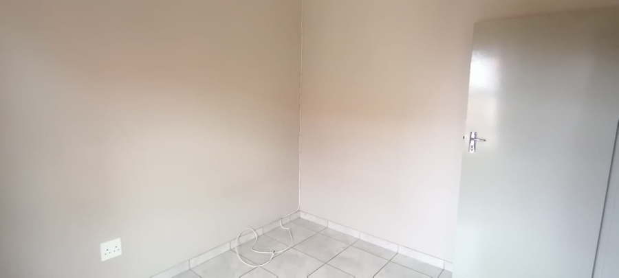 2 Bedroom Property for Sale in Princess A H Gauteng
