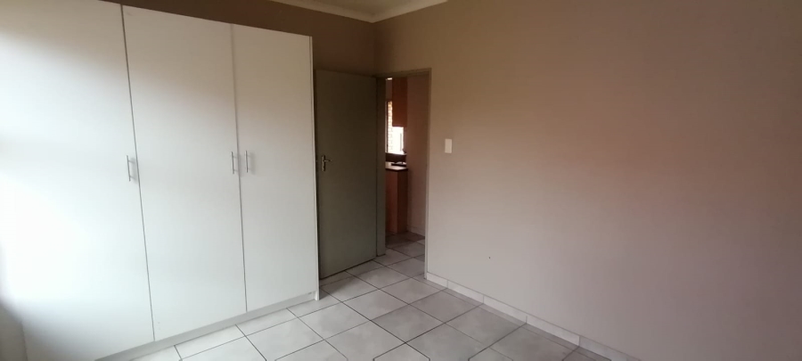 2 Bedroom Property for Sale in Princess A H Gauteng