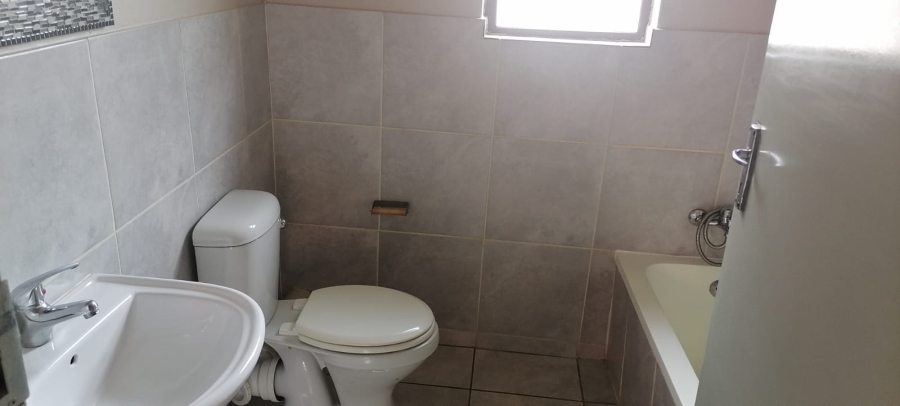2 Bedroom Property for Sale in Princess A H Gauteng