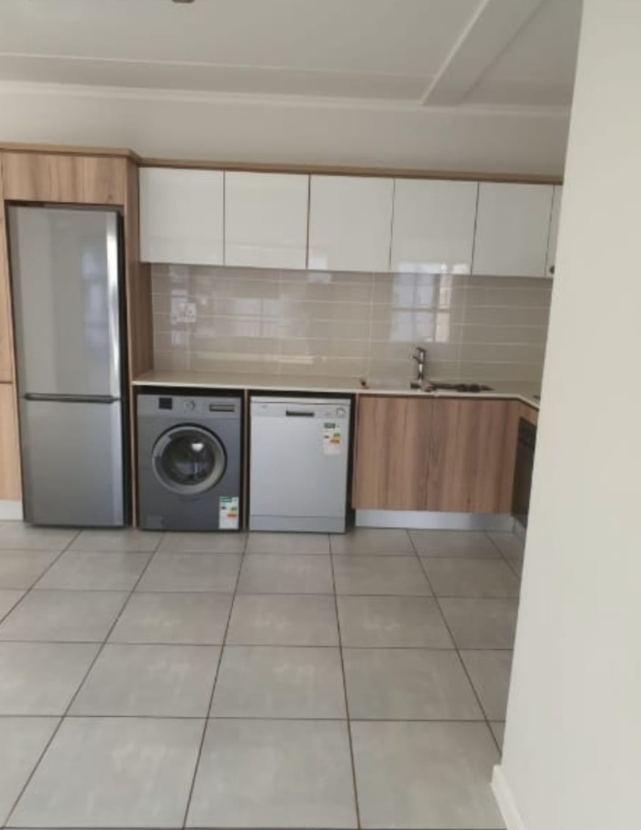 To Let 1 Bedroom Property for Rent in Crowthorne AH Gauteng