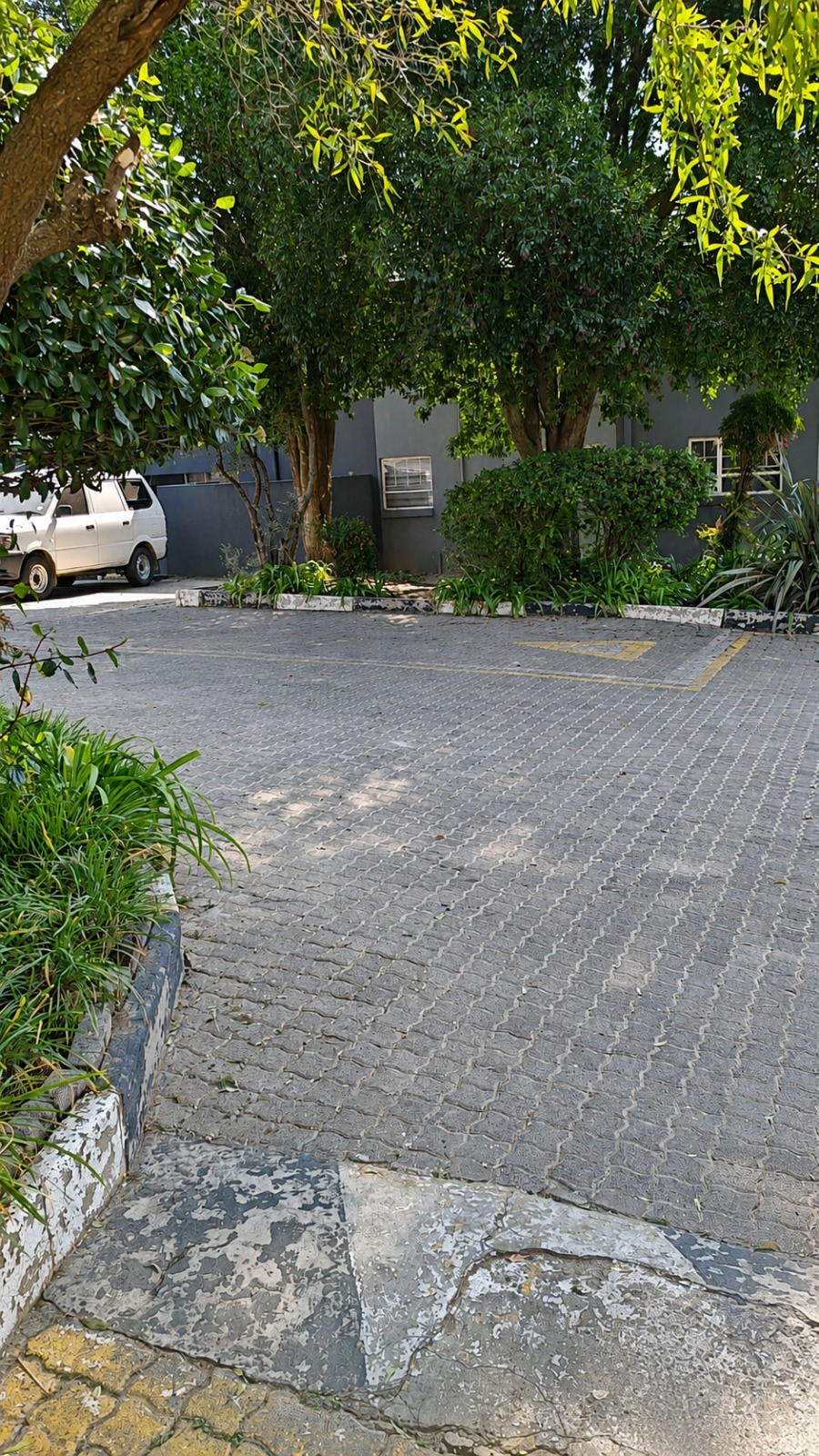 2 Bedroom Property for Sale in Bramley View Gauteng