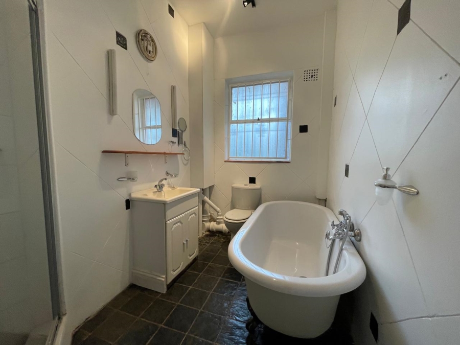 To Let 1 Bedroom Property for Rent in Rosebank Gauteng