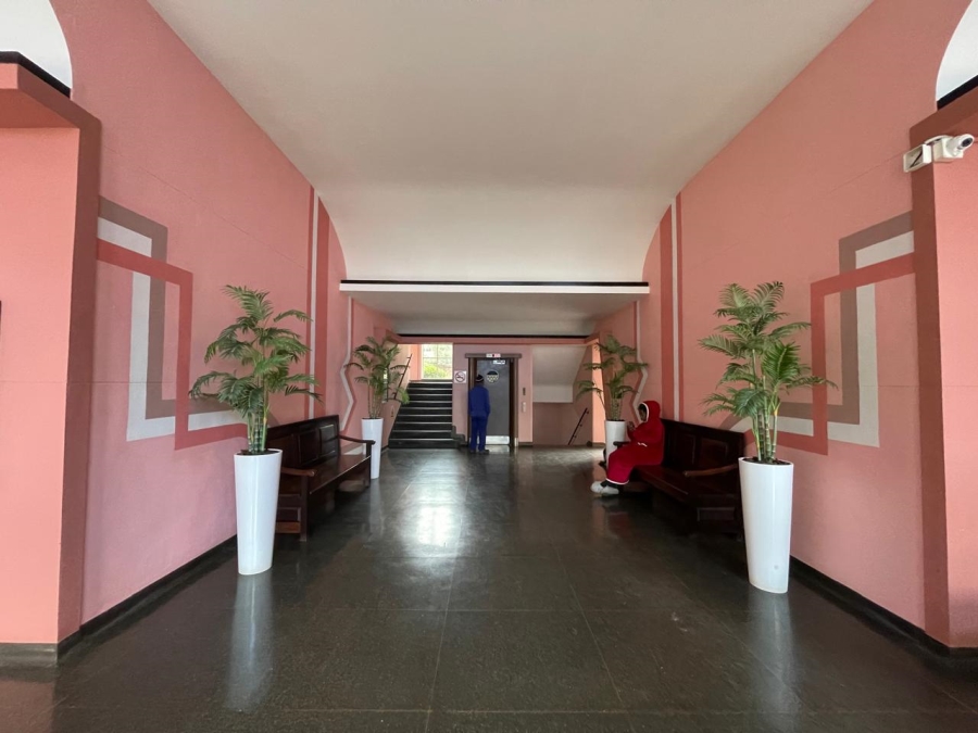 To Let 1 Bedroom Property for Rent in Rosebank Gauteng