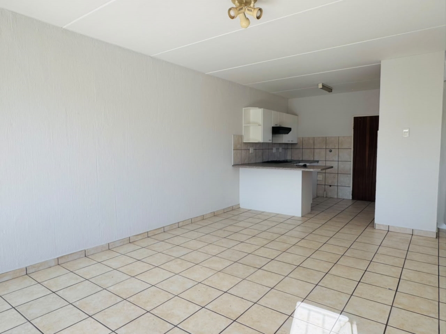 1 Bedroom Property for Sale in Strubensvallei Gauteng