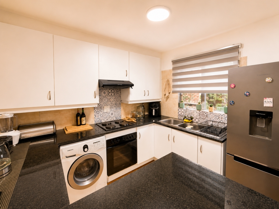 To Let 2 Bedroom Property for Rent in Olympus AH Gauteng