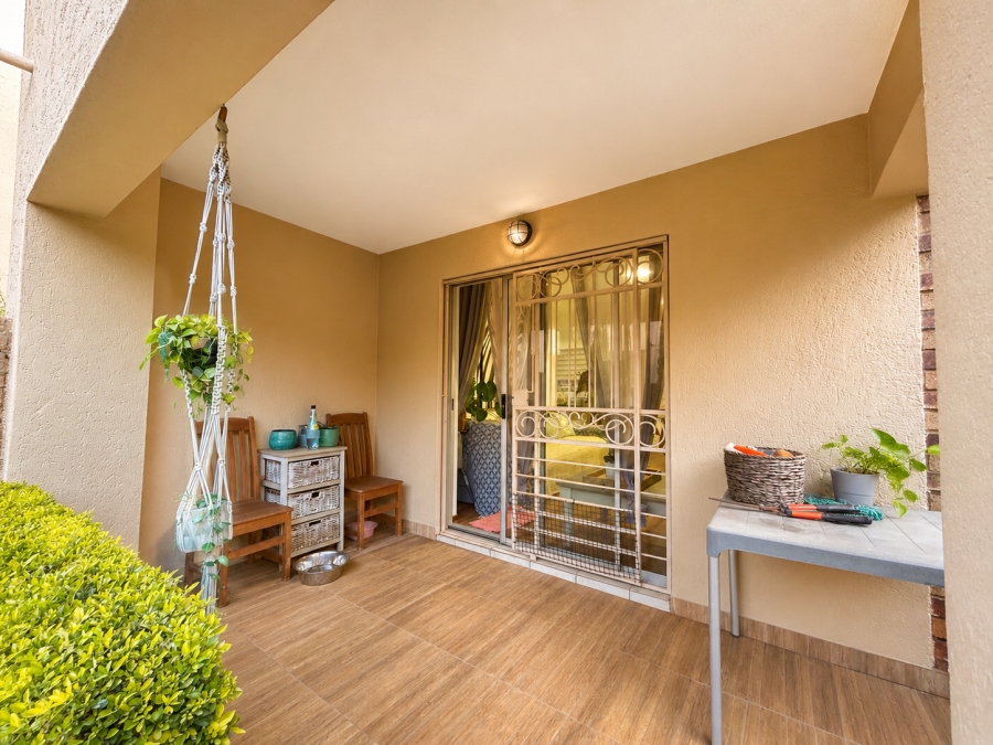 To Let 2 Bedroom Property for Rent in Olympus AH Gauteng