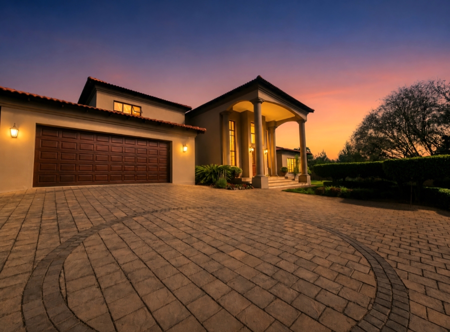6 Bedroom Property for Sale in Zwavelpoort Gauteng