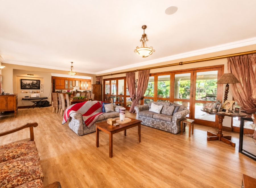 6 Bedroom Property for Sale in Zwavelpoort Gauteng