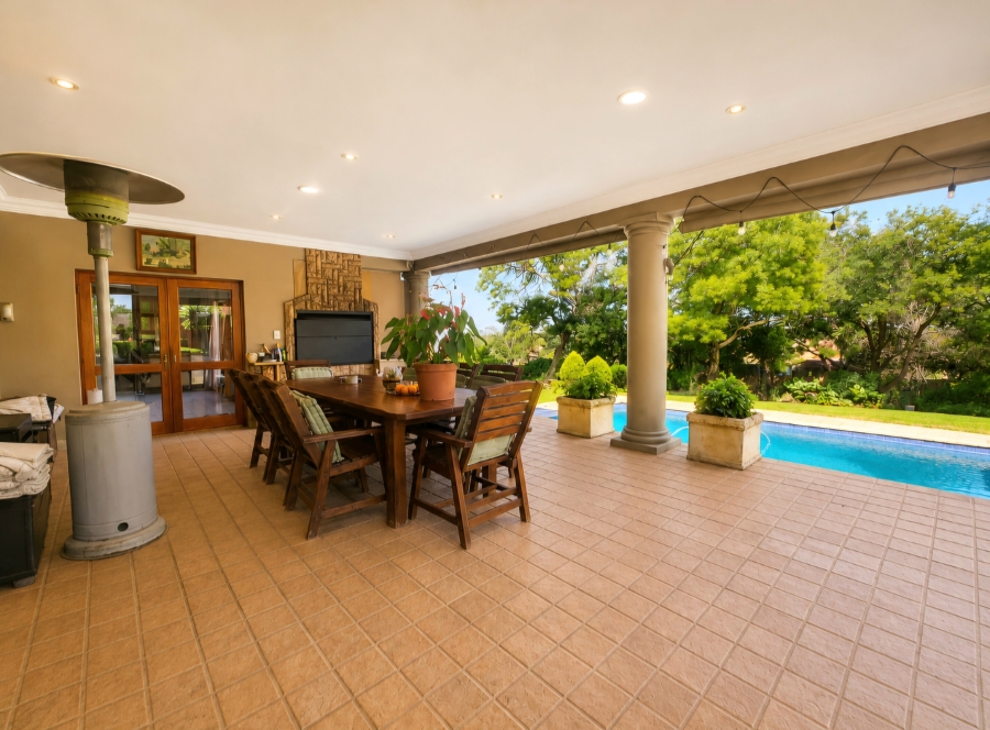 6 Bedroom Property for Sale in Zwavelpoort Gauteng
