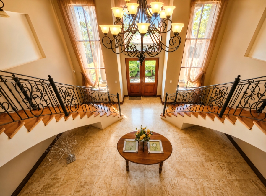 6 Bedroom Property for Sale in Zwavelpoort Gauteng