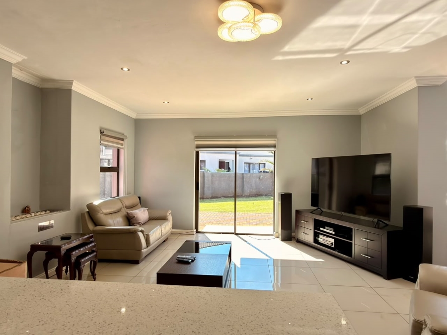 4 Bedroom Property for Sale in Silverwoods Country Estate Gauteng