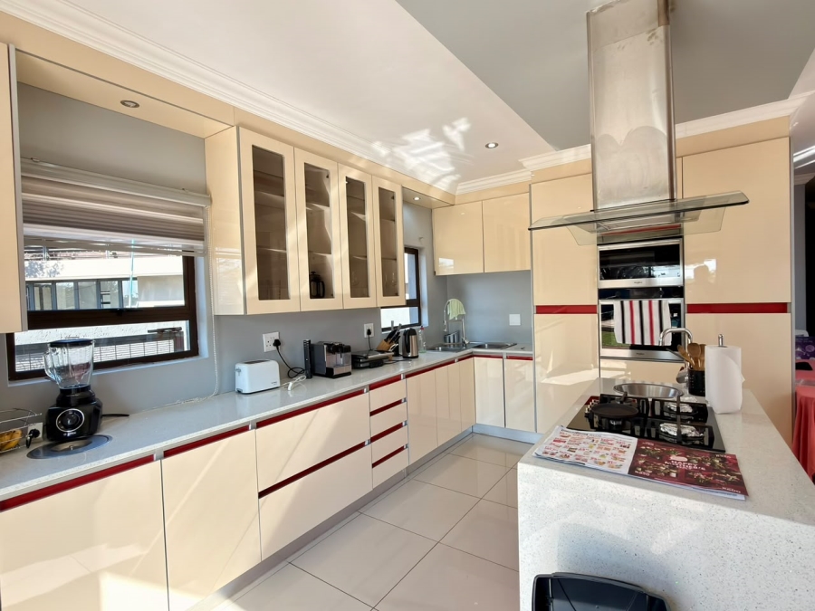 4 Bedroom Property for Sale in Silverwoods Country Estate Gauteng