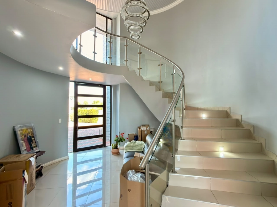 4 Bedroom Property for Sale in Silverwoods Country Estate Gauteng