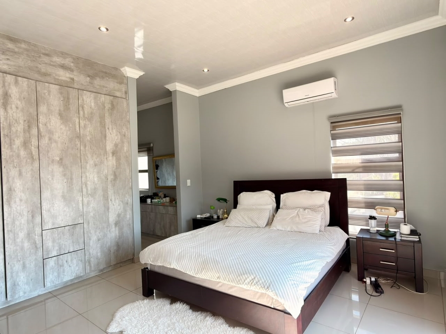 4 Bedroom Property for Sale in Silverwoods Country Estate Gauteng