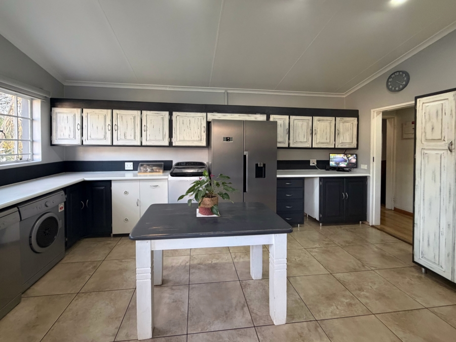 4 Bedroom Property for Sale in Wierda Park Gauteng