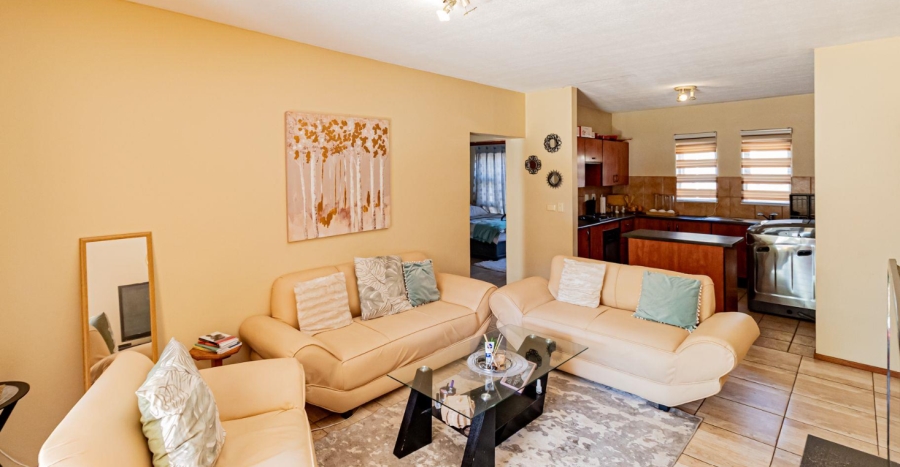 2 Bedroom Property for Sale in Erand Gardens Gauteng