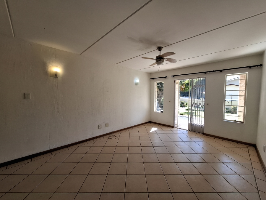 3 Bedroom Property for Sale in Faerie Glen Gauteng