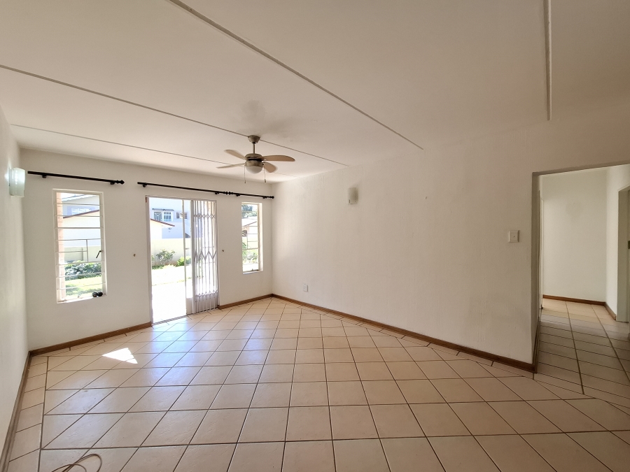 3 Bedroom Property for Sale in Faerie Glen Gauteng