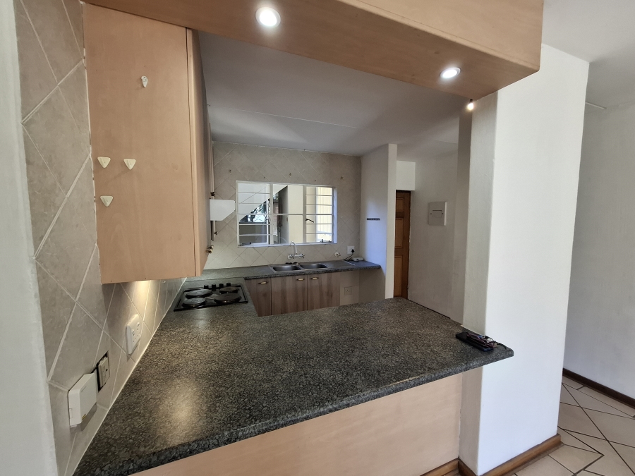 3 Bedroom Property for Sale in Faerie Glen Gauteng