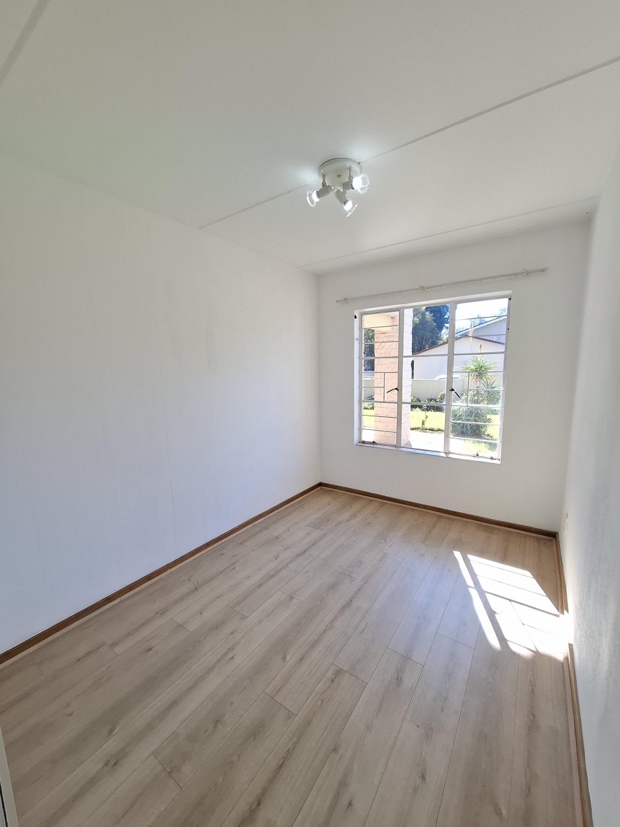 3 Bedroom Property for Sale in Faerie Glen Gauteng