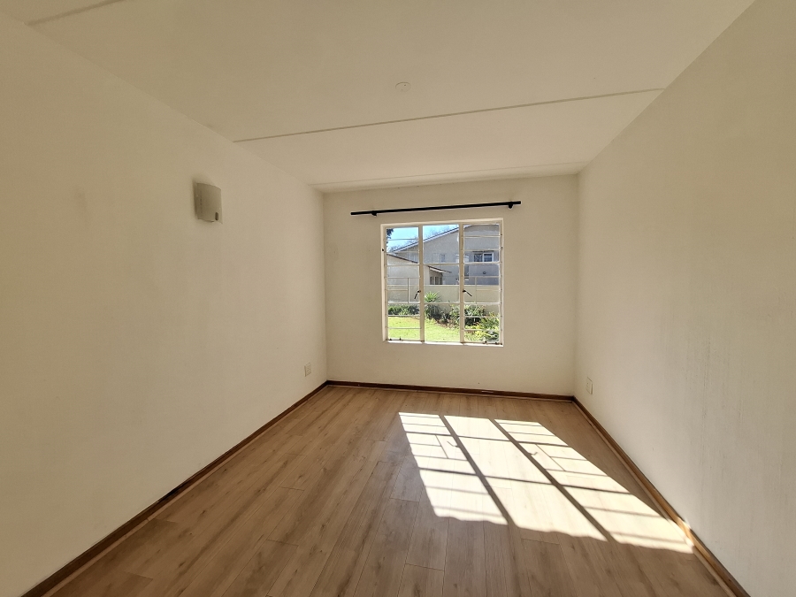 3 Bedroom Property for Sale in Faerie Glen Gauteng
