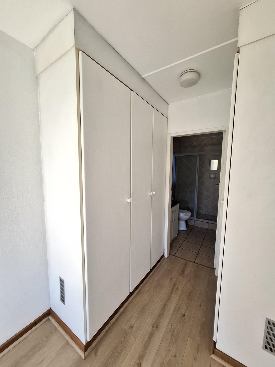 3 Bedroom Property for Sale in Faerie Glen Gauteng