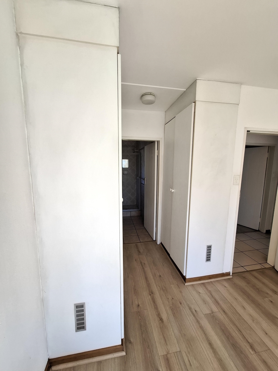3 Bedroom Property for Sale in Faerie Glen Gauteng