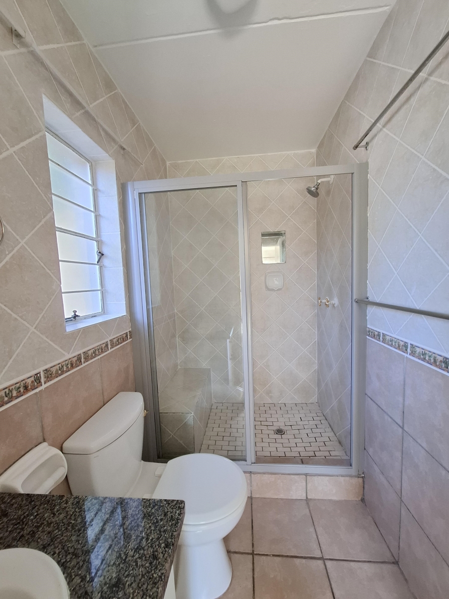 3 Bedroom Property for Sale in Faerie Glen Gauteng