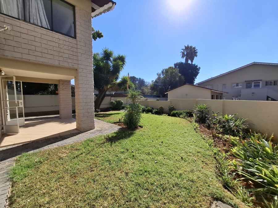 3 Bedroom Property for Sale in Faerie Glen Gauteng