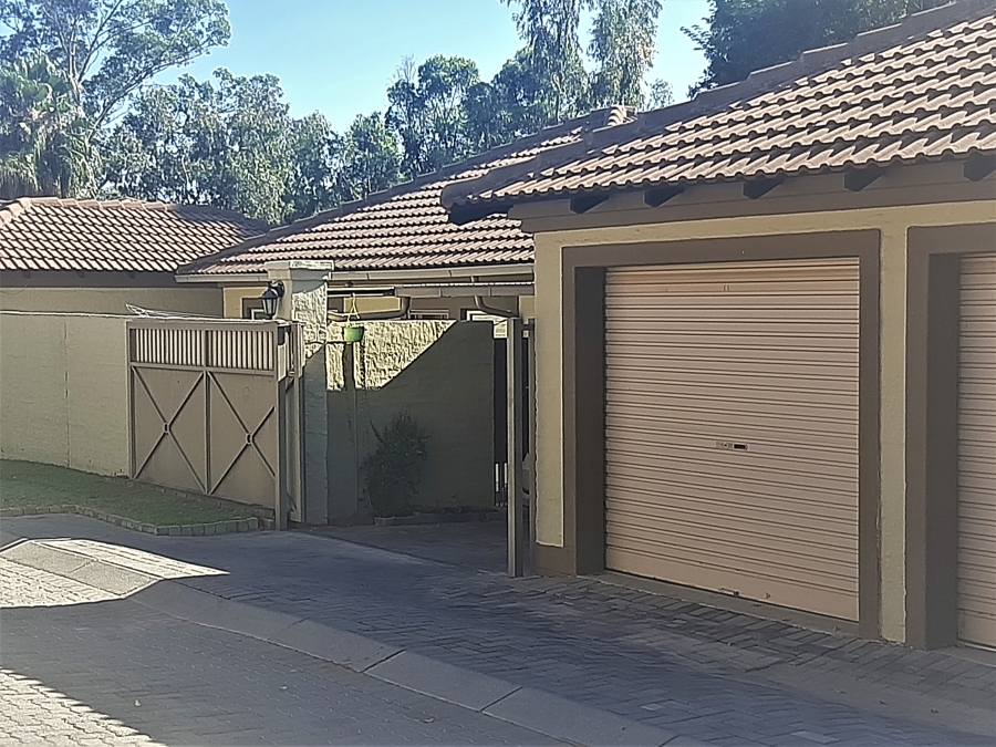 2 Bedroom Property for Sale in Equestria Gauteng