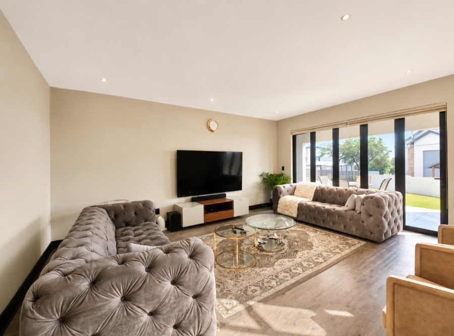 5 Bedroom Property for Sale in The Hills Game Reserve Estate Gauteng