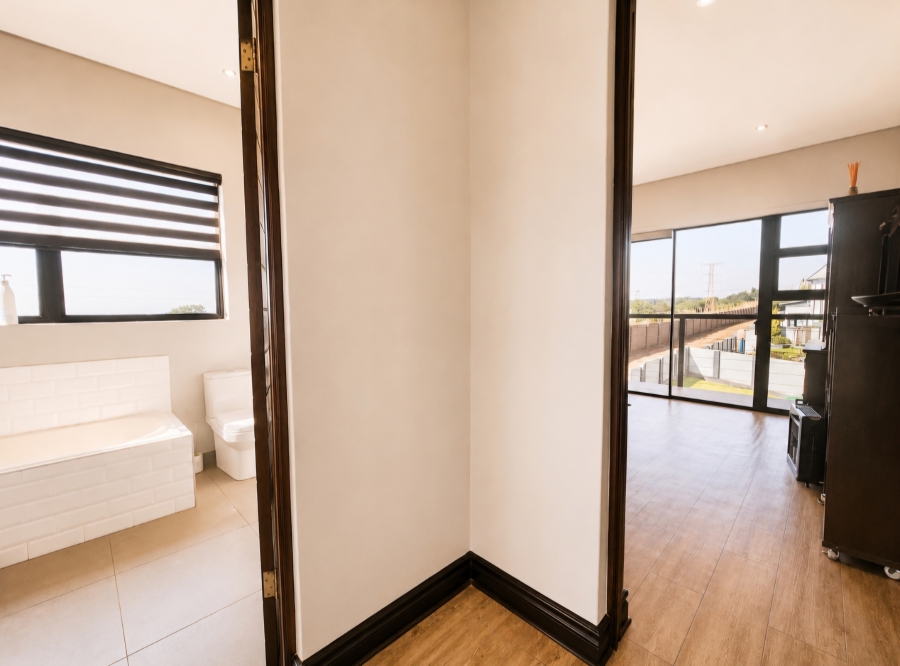 5 Bedroom Property for Sale in The Hills Game Reserve Estate Gauteng