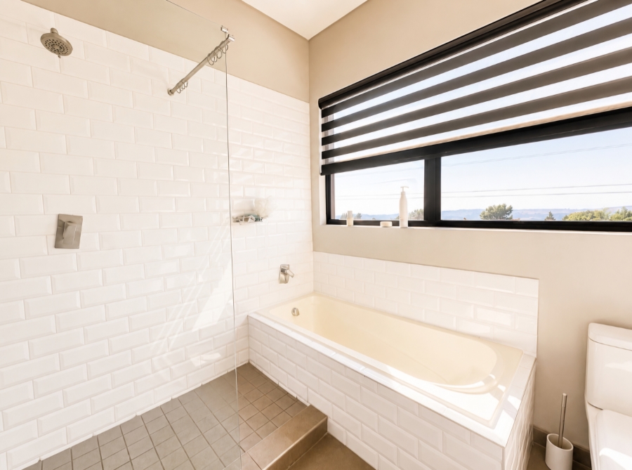 5 Bedroom Property for Sale in The Hills Game Reserve Estate Gauteng