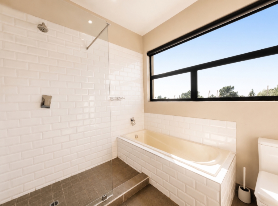 5 Bedroom Property for Sale in The Hills Game Reserve Estate Gauteng