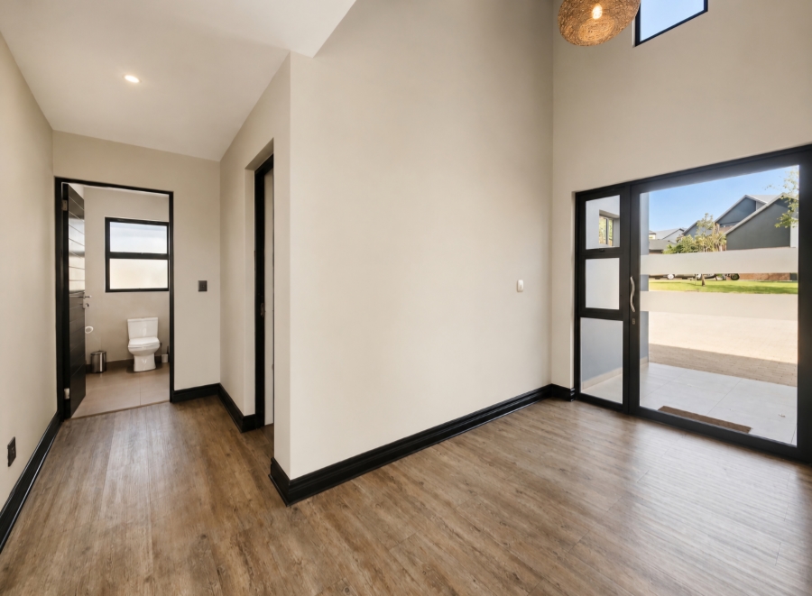 5 Bedroom Property for Sale in The Hills Game Reserve Estate Gauteng