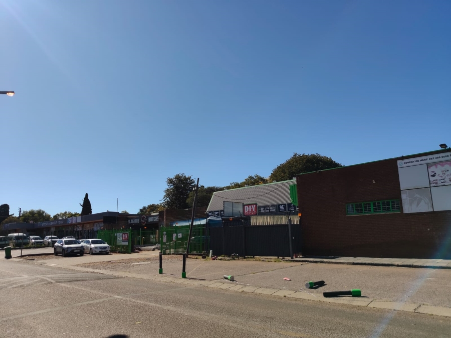 To Let Commercial Property for Rent in Wierda Park Gauteng