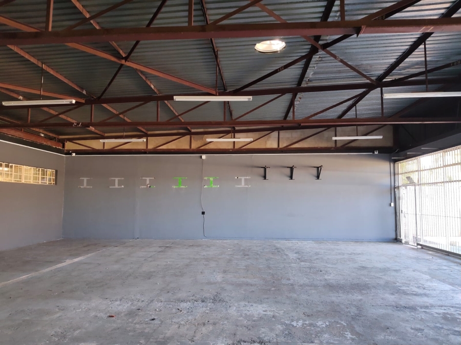 To Let Commercial Property for Rent in Wierda Park Gauteng