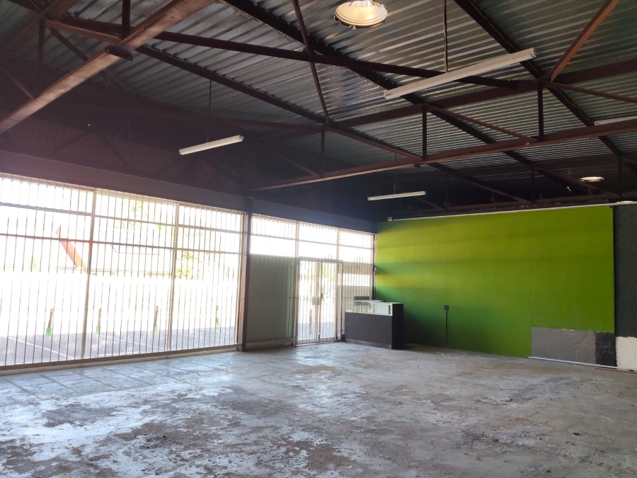 To Let Commercial Property for Rent in Wierda Park Gauteng