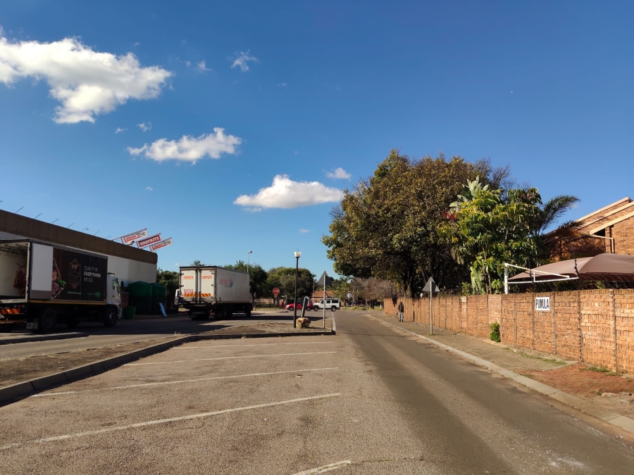 Commercial Property for Sale in Wierda Park Gauteng