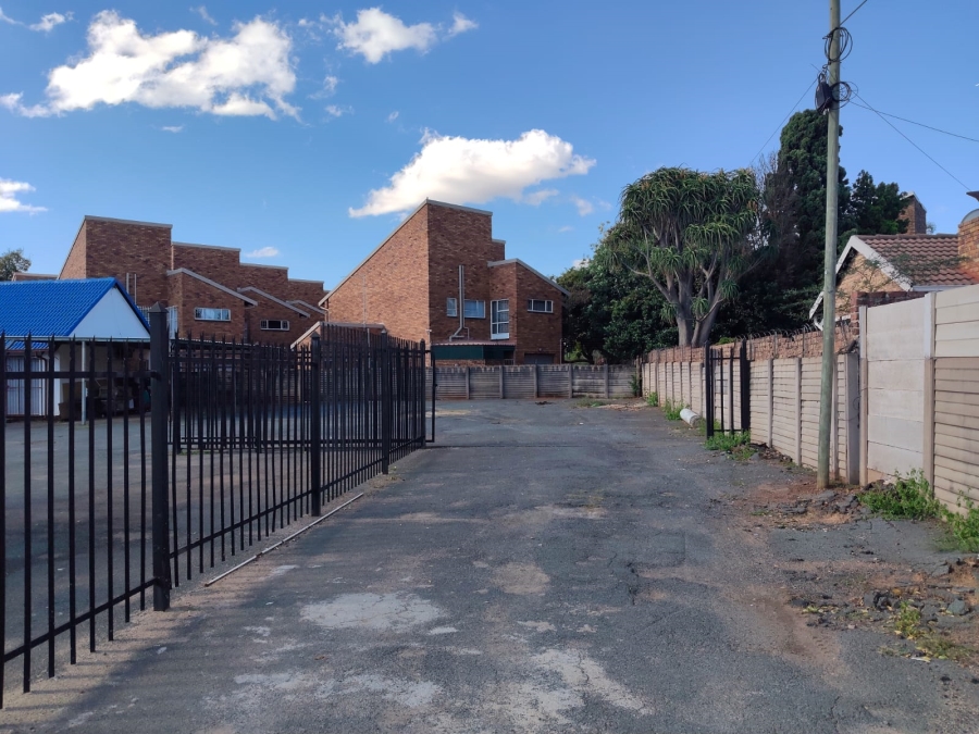 Commercial Property for Sale in Wierda Park Gauteng