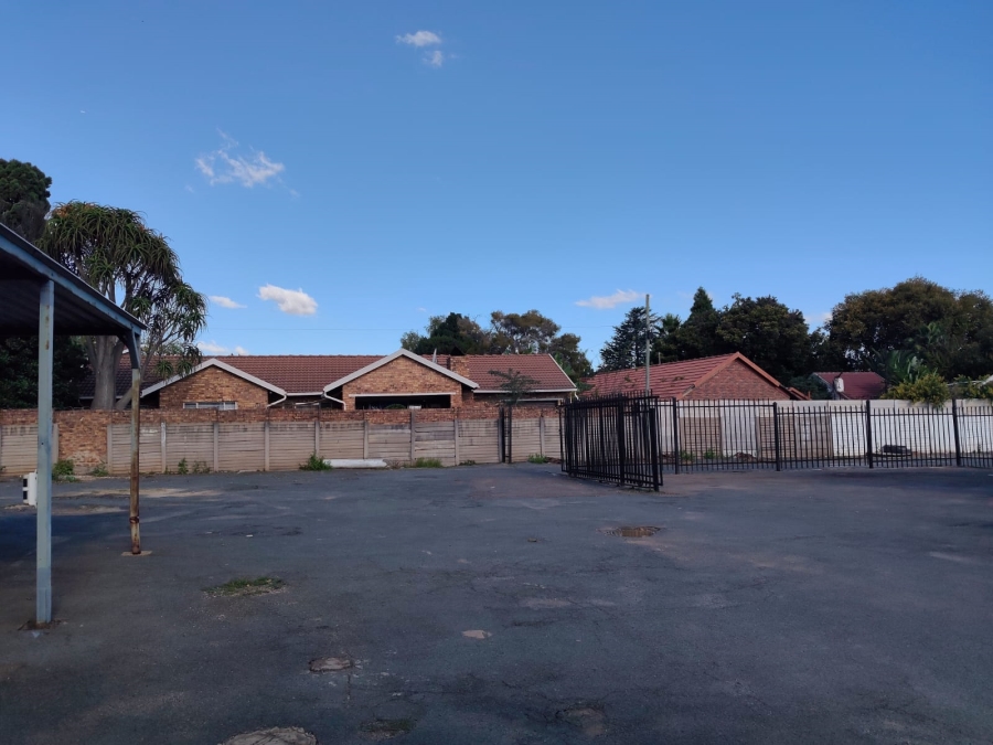 Commercial Property for Sale in Wierda Park Gauteng