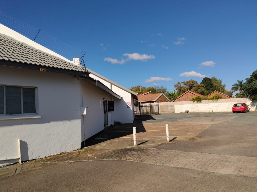 Commercial Property for Sale in Wierda Park Gauteng